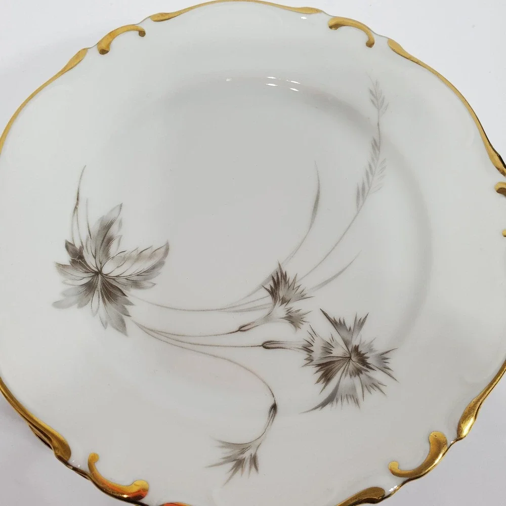 Heirloom fine china